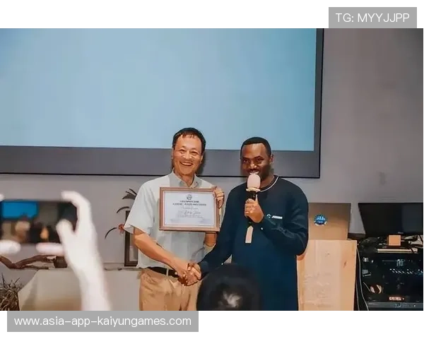 巴西坠机遇难者系北大知名教授，巴西坠机事件